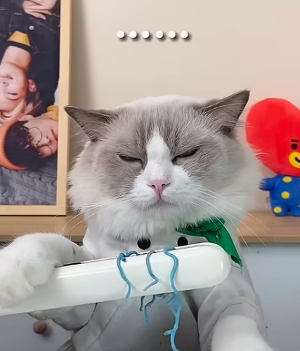 Puff's Mini Curling Iron